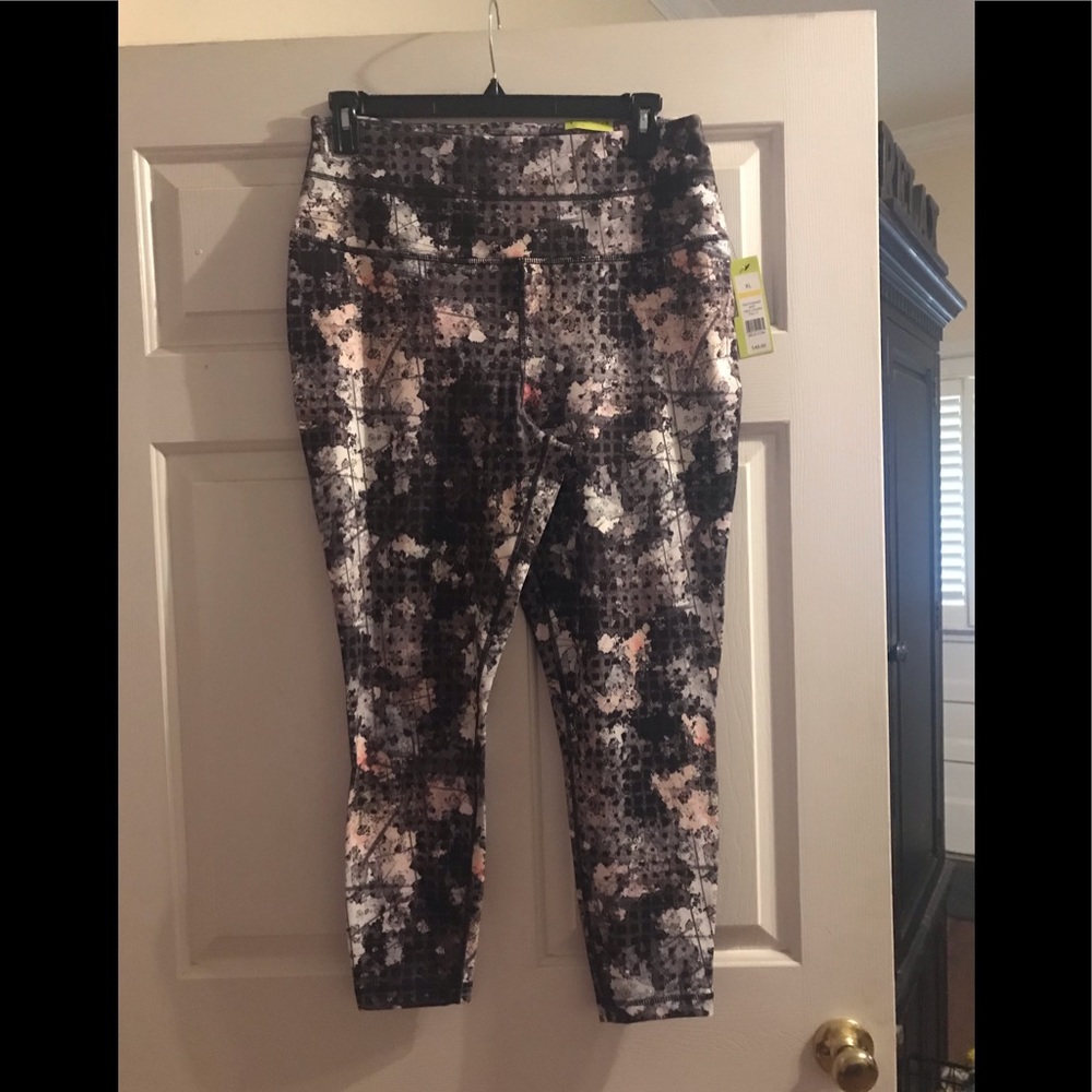 Yoga pants NWT